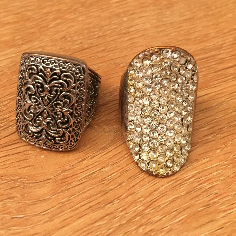 Bundle of two rings